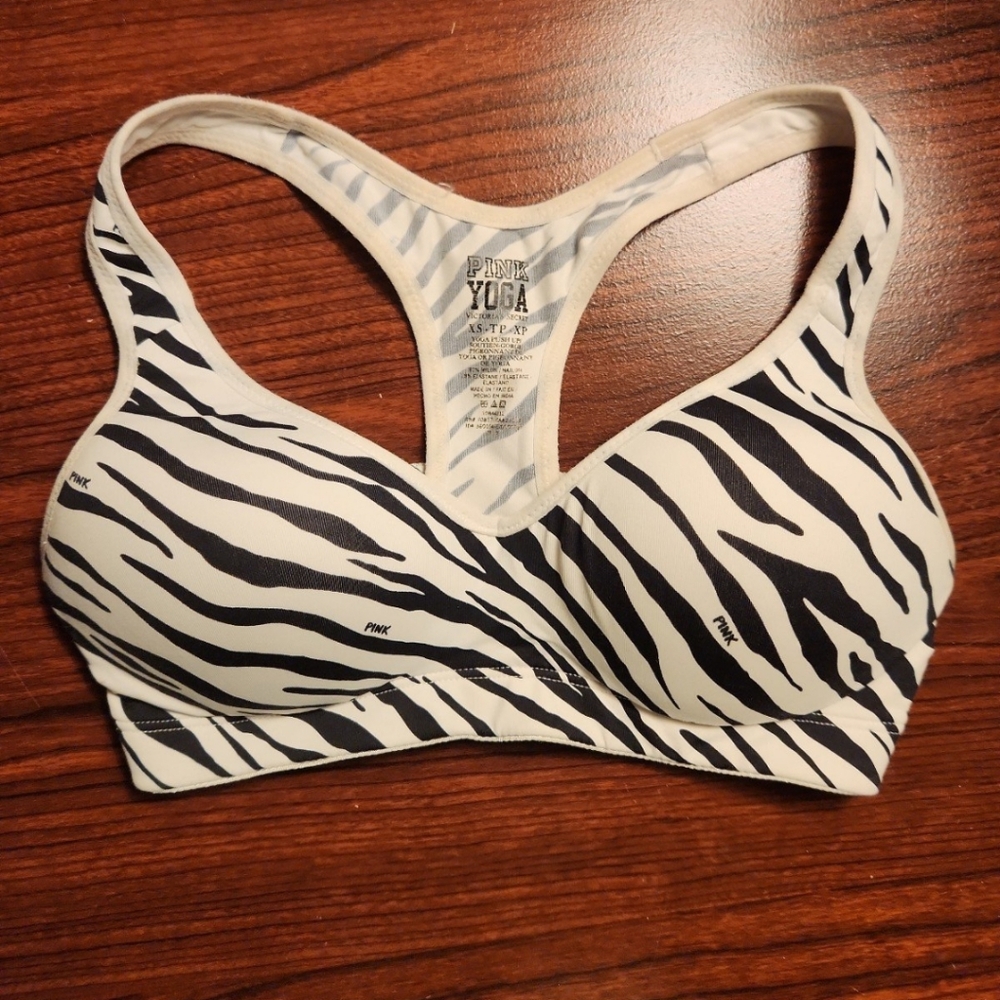 VS Pink Yoga Sport Bra Zebra